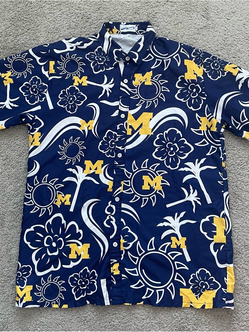 Michigan Wolverines Hawaiian Shirt Mens Large Blue Yellow Aloha Casual Button Up